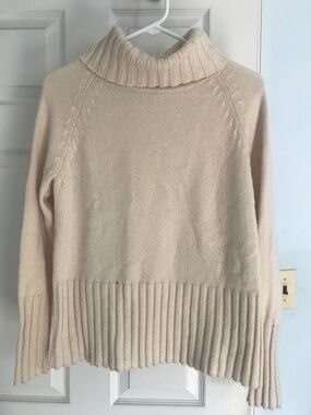 Vintage Ann Taylor Cream Wool Turtleneck Sweater